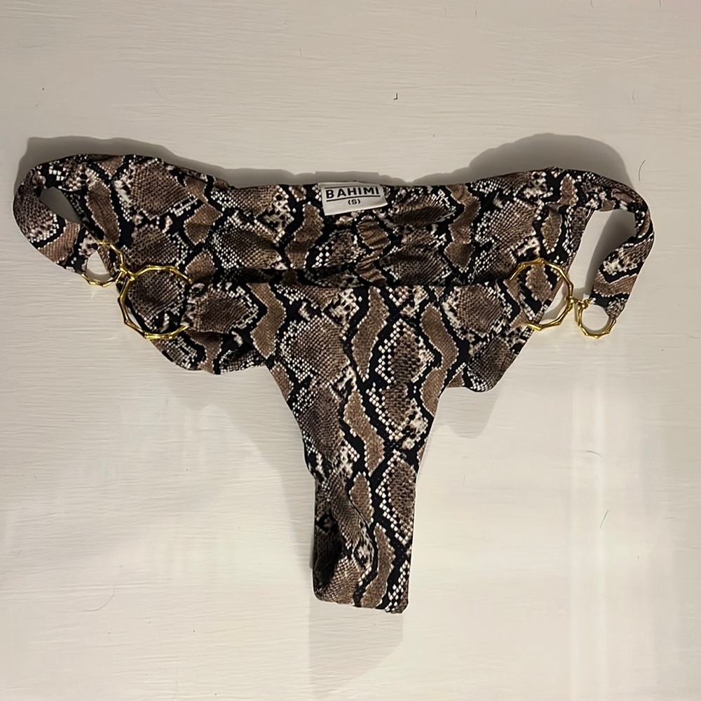 Bahimi cheeky swim bottoms small new